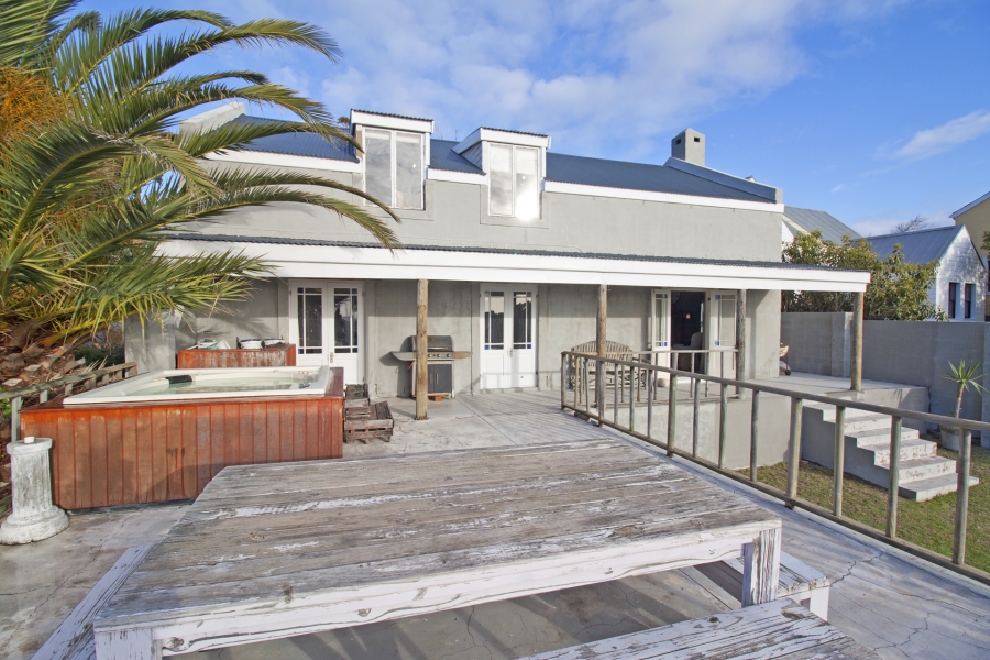 To Let 3 Bedroom Property for Rent in Imhoffs Gift Western Cape